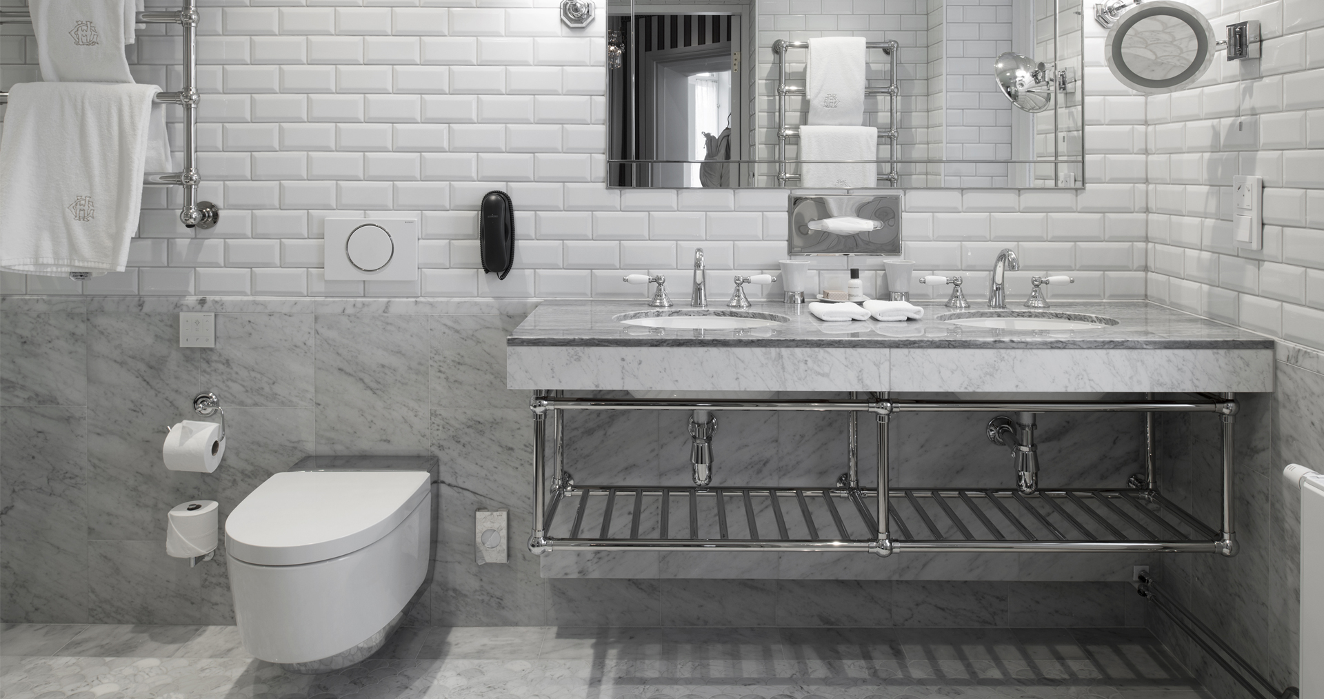 During its recent renovation, the renowned Grand Hôtel Stockholm installed Geberit AquaClean shower toilets.