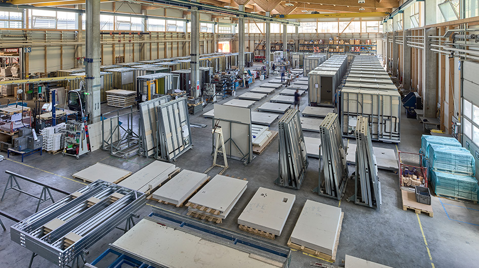 The factory in Matrei: a lot of work is carried out here by hand due to the production of small series.