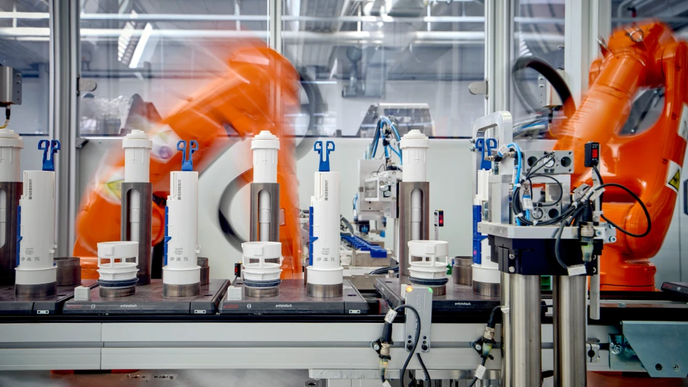 Marie and Linda, two automated robots, in full operation