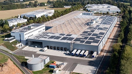 The new building at the Geberit plant in Lichtenstein (DE) is now occupied. A new production line is used to manufacture Duofix frames. And a new Plant Manager marks the beginning of a new era.