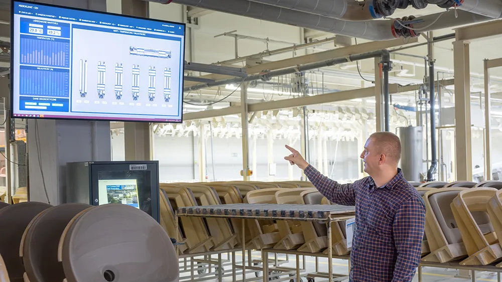 At the Polish ceramics plant in Koło, gut feeling and intuition are being replaced by measurable parameters. (Photo)