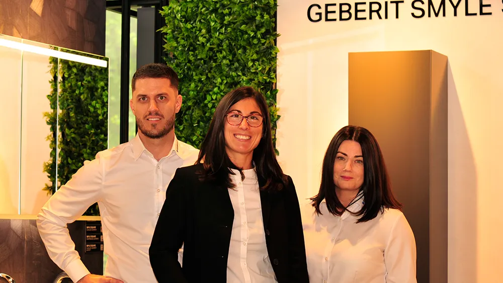 Ágnes Farkas (Mitte) mit ihrem Team, Máté Hajszik (links) und Anita Pozsgai. (Foto)