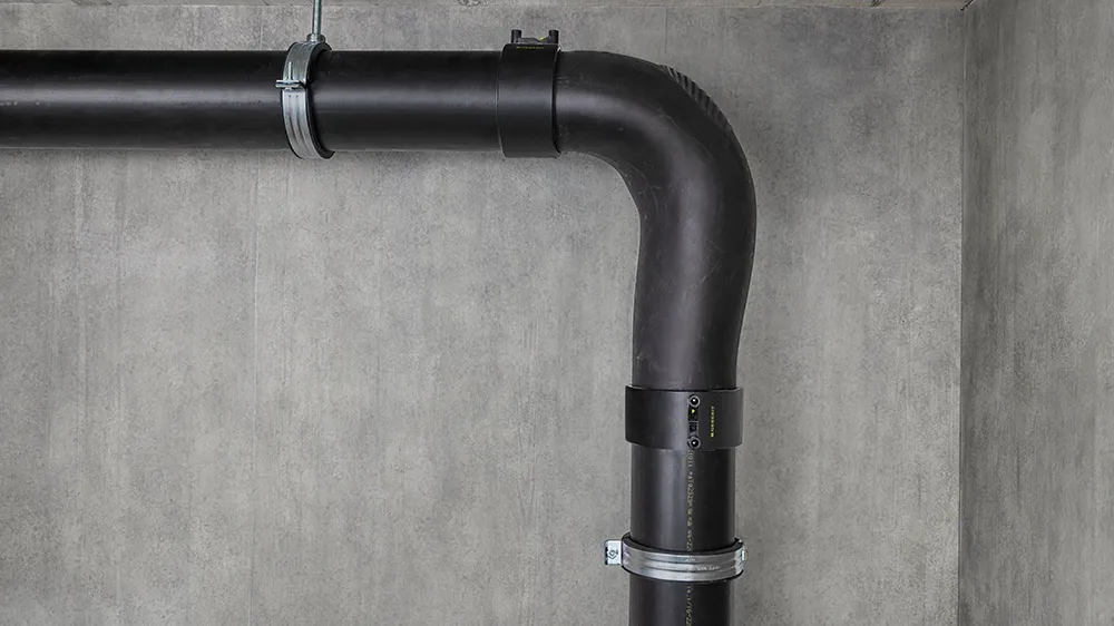 Der BackFlip Bogen bringt das Wasser zurück in die Ringströmung. (Foto)