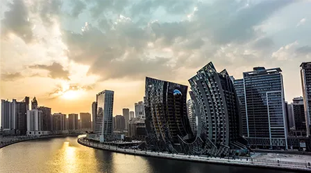 Der Da Vinci Tower in Dubai (VAE) erinnert an eine geöffnete Auster. (Foto)